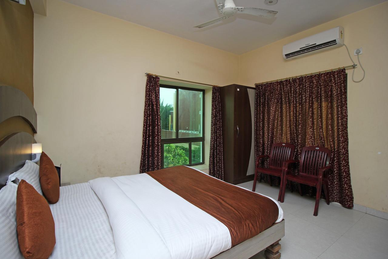 Hôtel Oyo 7680 Park Lagoon à Purî Extérieur photo